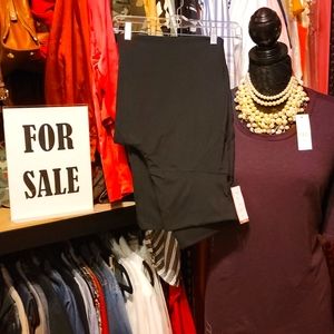 Lane Bryant's Plus Size 14/16 Livi Yoga Pants